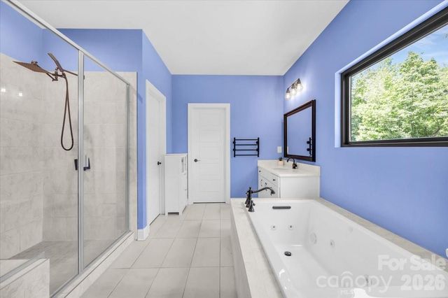 1194 99 Island Road, Blacksburg, SC 29702