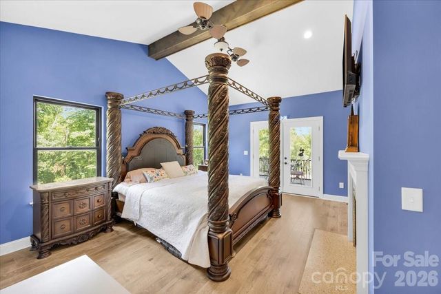 1194 99 Island Road, Blacksburg, SC 29702