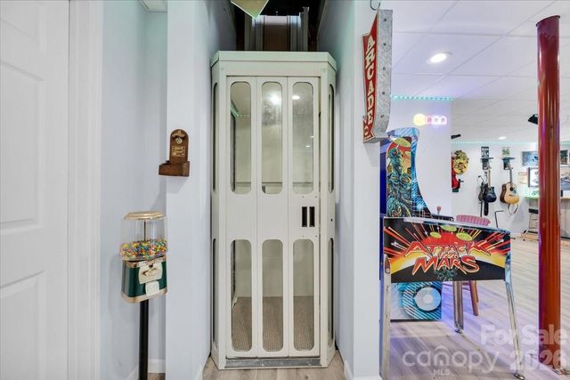 1194 99 Island Road, Blacksburg, SC 29702