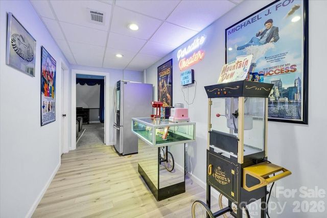 1194 99 Island Road, Blacksburg, SC 29702