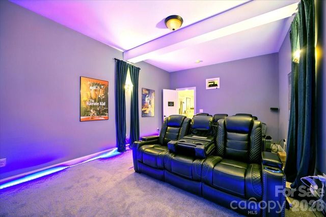 1194 99 Island Road, Blacksburg, SC 29702