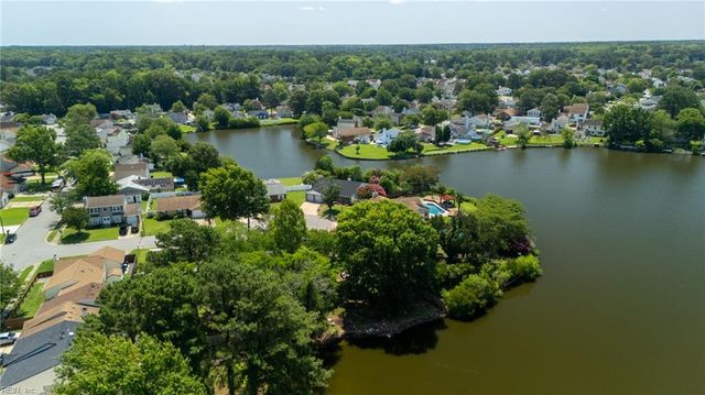 1712 Lamerton CT, Virginia Beach, VA 23453