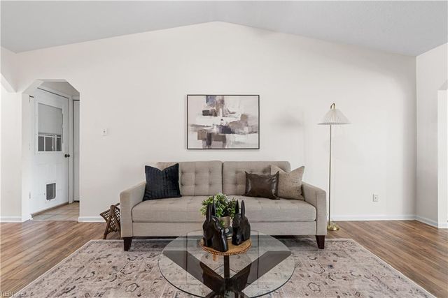 1712 Lamerton CT, Virginia Beach, VA 23453