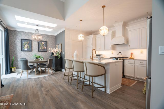 69 Cambridge Way, Colonie, NY 12110