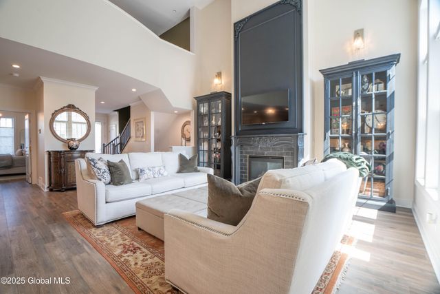 69 Cambridge Way, Colonie, NY 12110