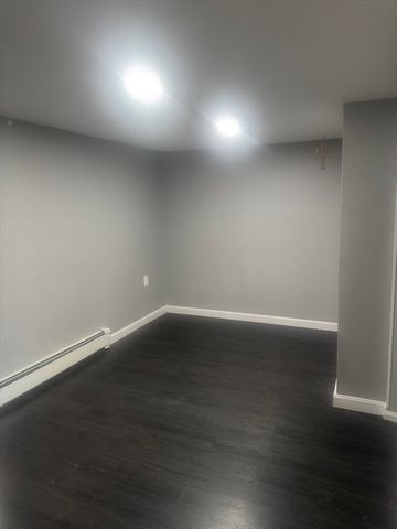 537 Park Ave, Revere, MA 02151