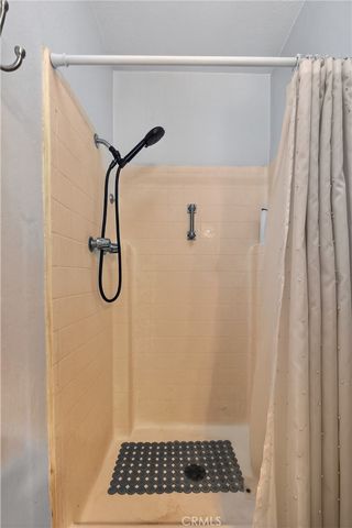 475 La Costa Drive, Banning, CA 92220