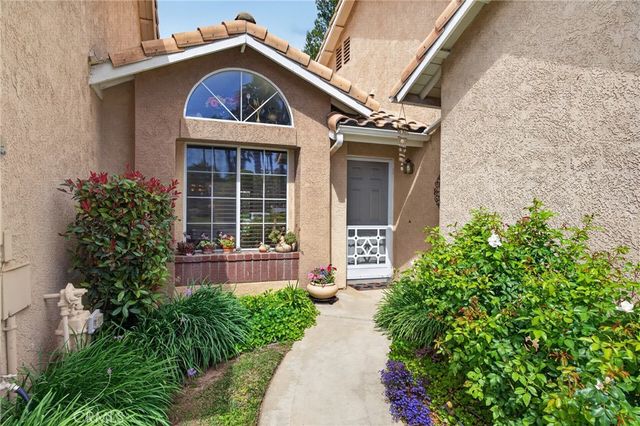 475 La Costa Drive, Banning, CA 92220