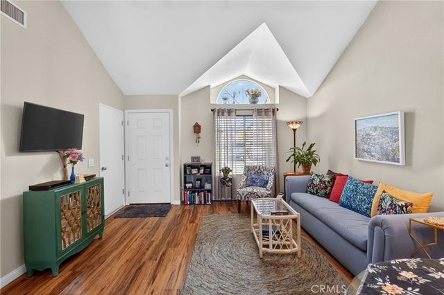 475 La Costa Drive, Banning, CA 92220