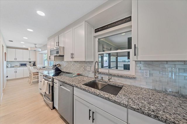 1488 JUPITER ROAD, Venice, FL 34293