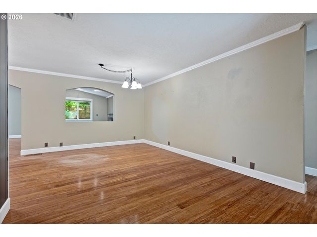 2750 Ne HARNEY Dr, Newport, OR 97365