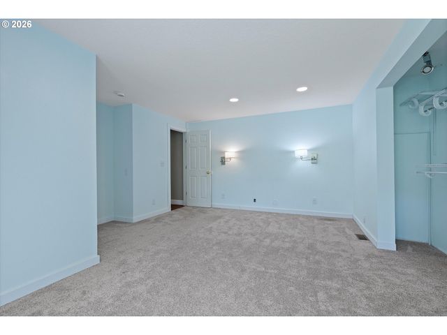 2750 Ne HARNEY Dr, Newport, OR 97365