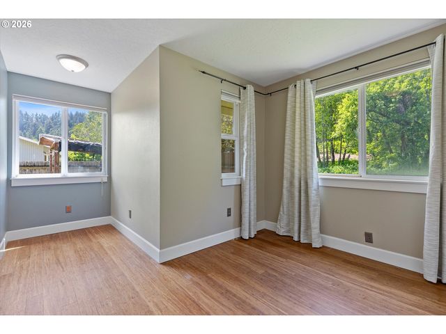 2750 Ne HARNEY Dr, Newport, OR 97365