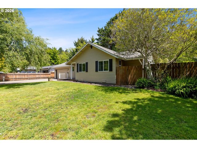 2750 Ne HARNEY Dr, Newport, OR 97365
