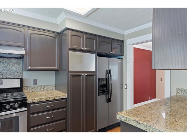 2750 Ne HARNEY Dr, Newport, OR 97365