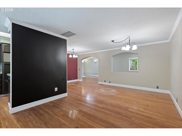 2750 Ne HARNEY Dr, Newport, OR 97365