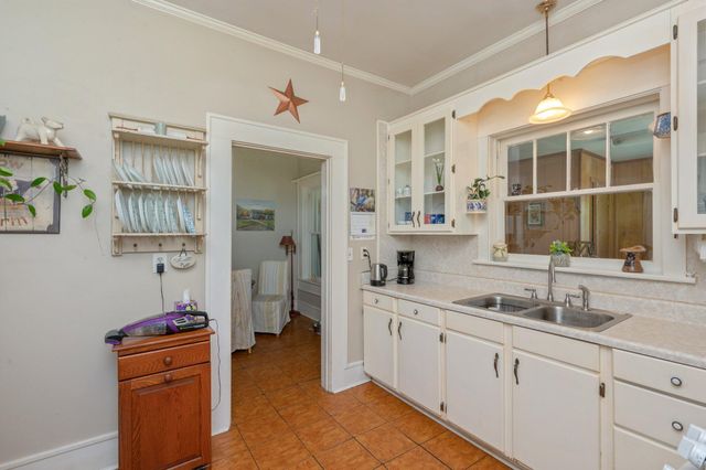 8168 N Hwy 85, Laurel Hill, FL 32567