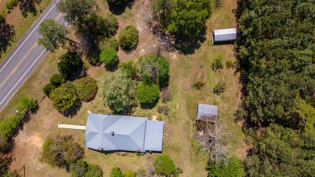 8168 N Hwy 85, Laurel Hill, FL 32567