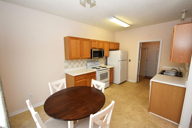 407 Bel Arbor Lane, Mauldin, SC 29662