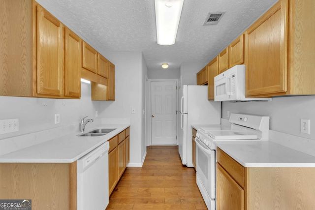 1050 Daventry Crossing, Woodstock, GA 30188