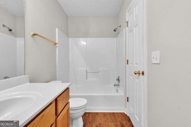 1050 Daventry Crossing, Woodstock, GA 30188