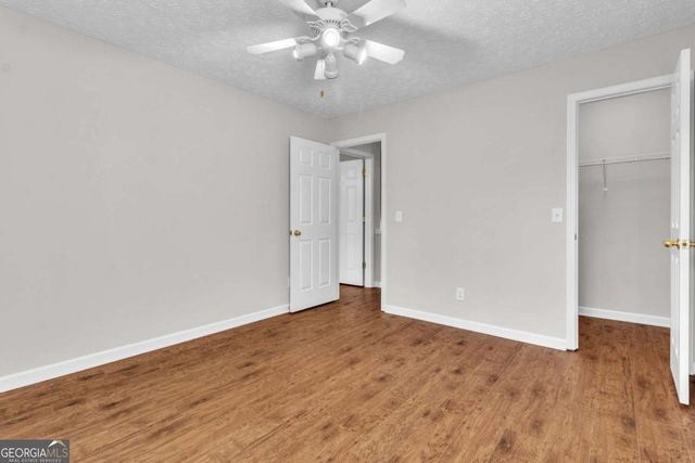 1050 Daventry Crossing, Woodstock, GA 30188