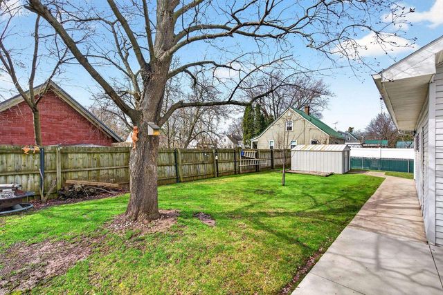 1013 HARRISON STREET, Neenah, WI 54956