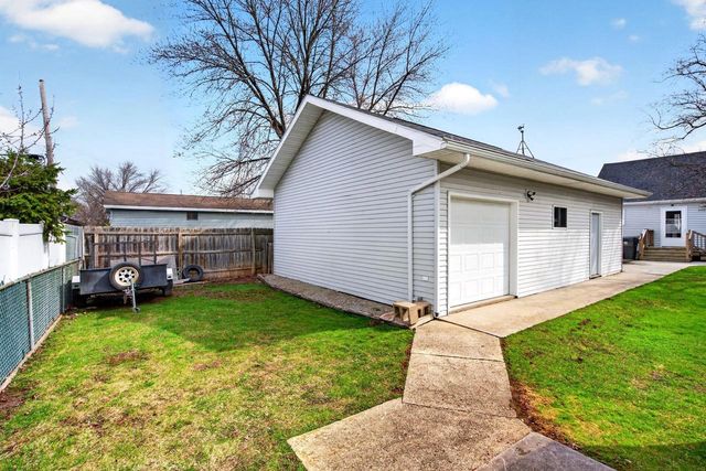 1013 HARRISON STREET, Neenah, WI 54956