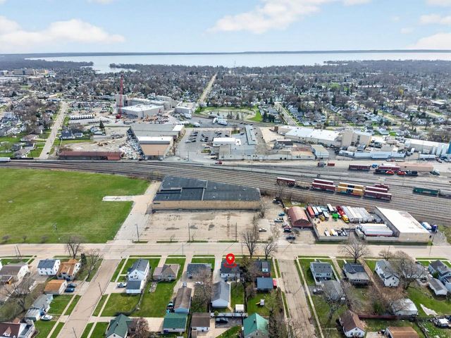 1013 HARRISON STREET, Neenah, WI 54956