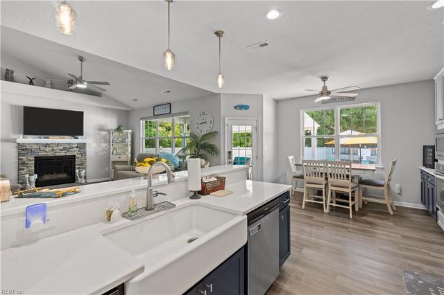112 Bellflower LN, Suffolk, VA 23435