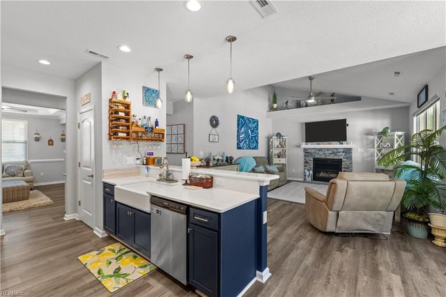112 Bellflower LN, Suffolk, VA 23435