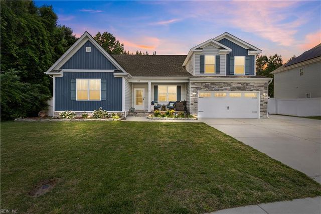 112 Bellflower LN, Suffolk, VA 23435