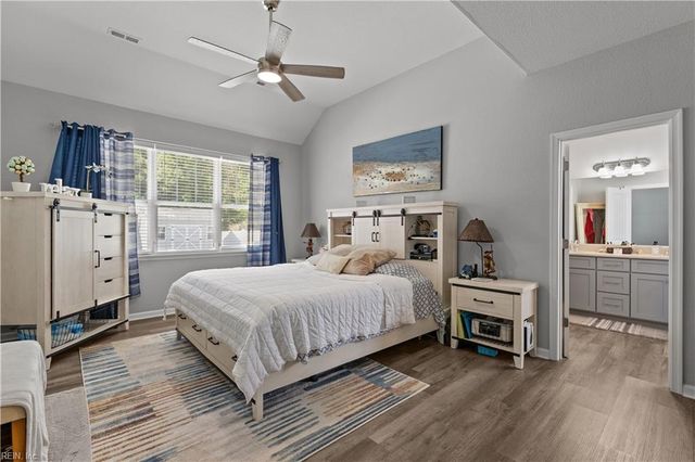 112 Bellflower LN, Suffolk, VA 23435