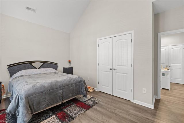 112 Bellflower LN, Suffolk, VA 23435