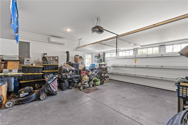 112 Bellflower LN, Suffolk, VA 23435