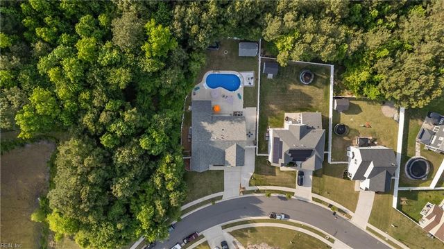 112 Bellflower LN, Suffolk, VA 23435