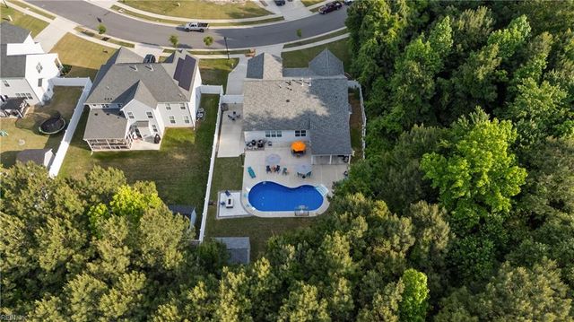 112 Bellflower LN, Suffolk, VA 23435