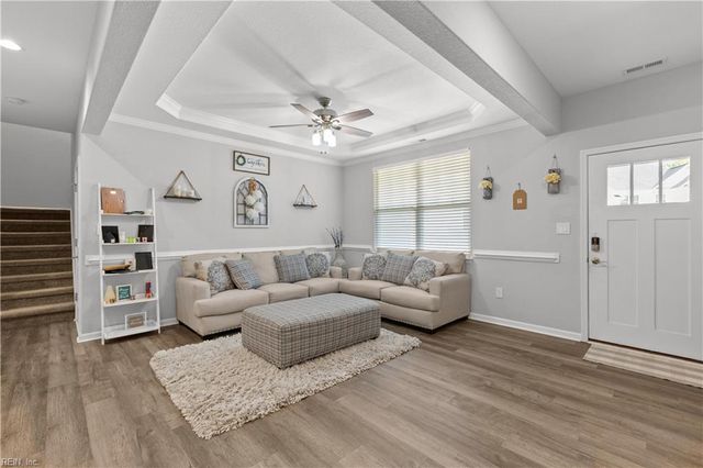 112 Bellflower LN, Suffolk, VA 23435
