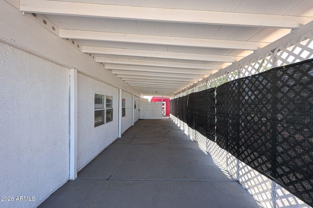 515 E CHARLESTON Avenue, Phoenix, AZ 85022