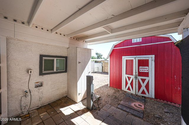 515 E CHARLESTON Avenue, Phoenix, AZ 85022