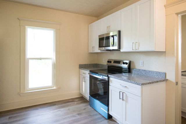 116 E Clay Street, Kalamazoo, MI 49007