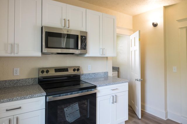 116 E Clay Street, Kalamazoo, MI 49007