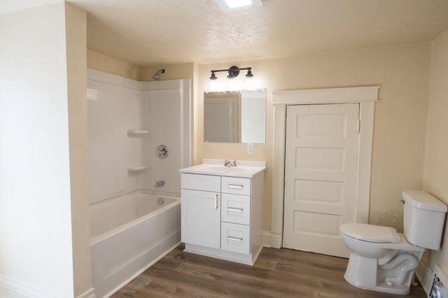 116 E Clay Street, Kalamazoo, MI 49007