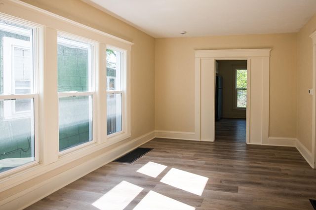 116 E Clay Street, Kalamazoo, MI 49007
