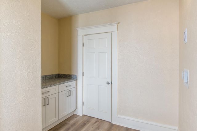 116 E Clay Street, Kalamazoo, MI 49007