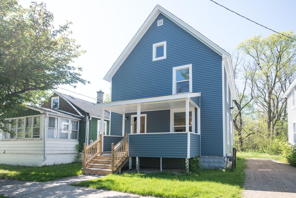 116 E Clay Street, Kalamazoo, MI 49007