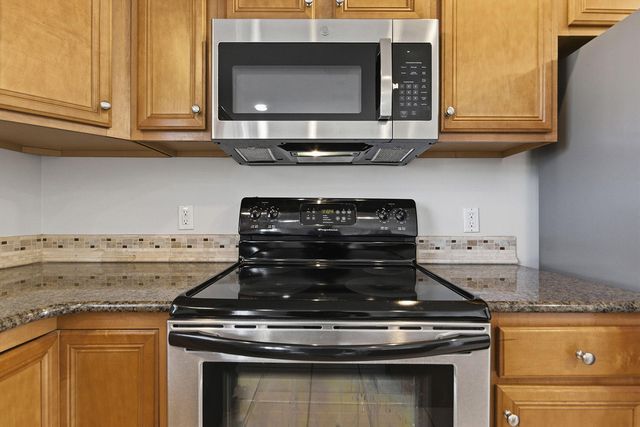 5003 CRAYDON DR, Columbia, MO 65203