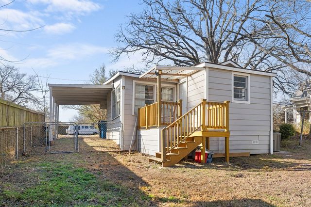 1718 S Fannin Avenue, Denison, TX 75020