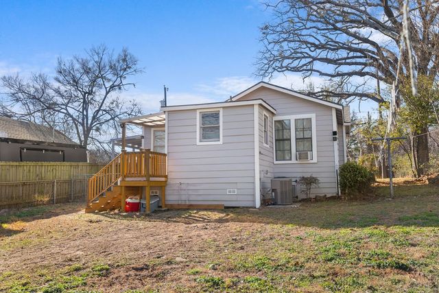 1718 S Fannin Avenue, Denison, TX 75020