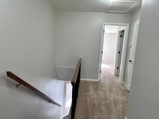 132 Golfview Drive, Glendale Heights, IL 60139